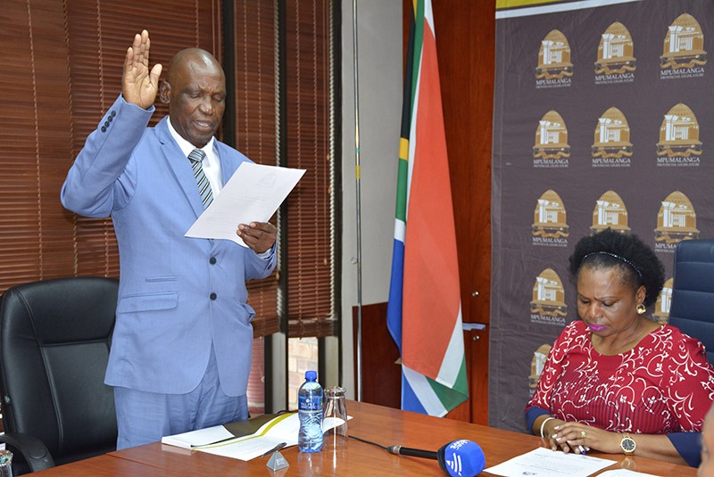 BRA's treasurer Cecil Shilakwe is sworn in as new MPL