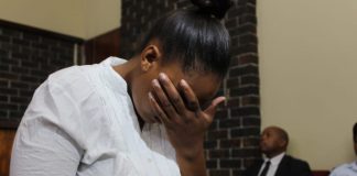 Klarinet mom breaks down and cries in court Klarinet mom breaks down and cries in court