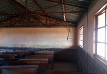 Residents shut down falling JS Moroka school Residents shut down falling JS Moroka school