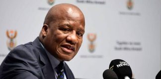 Jackson Mthembu dies of COVID